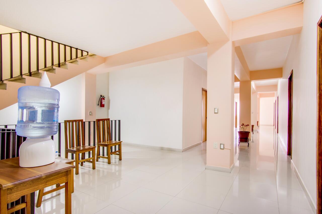 Hotel La Estancia Colima Exteriér fotografie